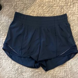 Lululemon high rise hotty hot short navy size 4